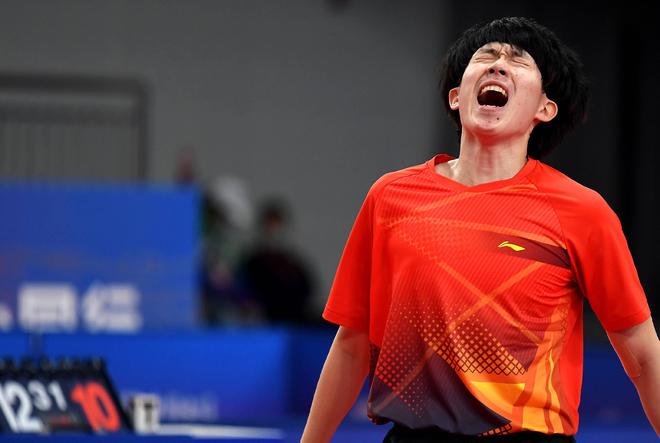 社会认同的 社会认同的